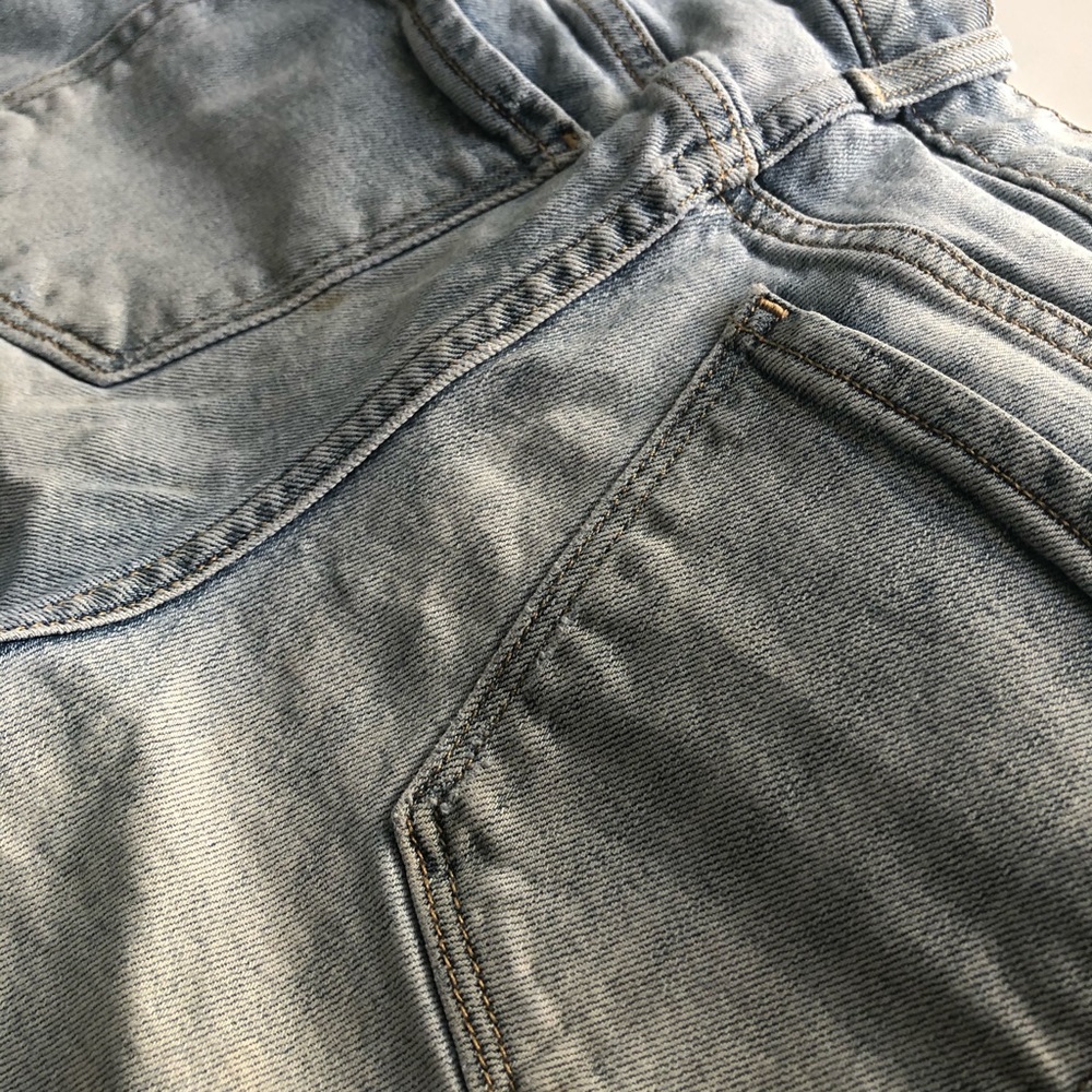 Old Navy Boyfriend Shorts - Picture 5 of 5